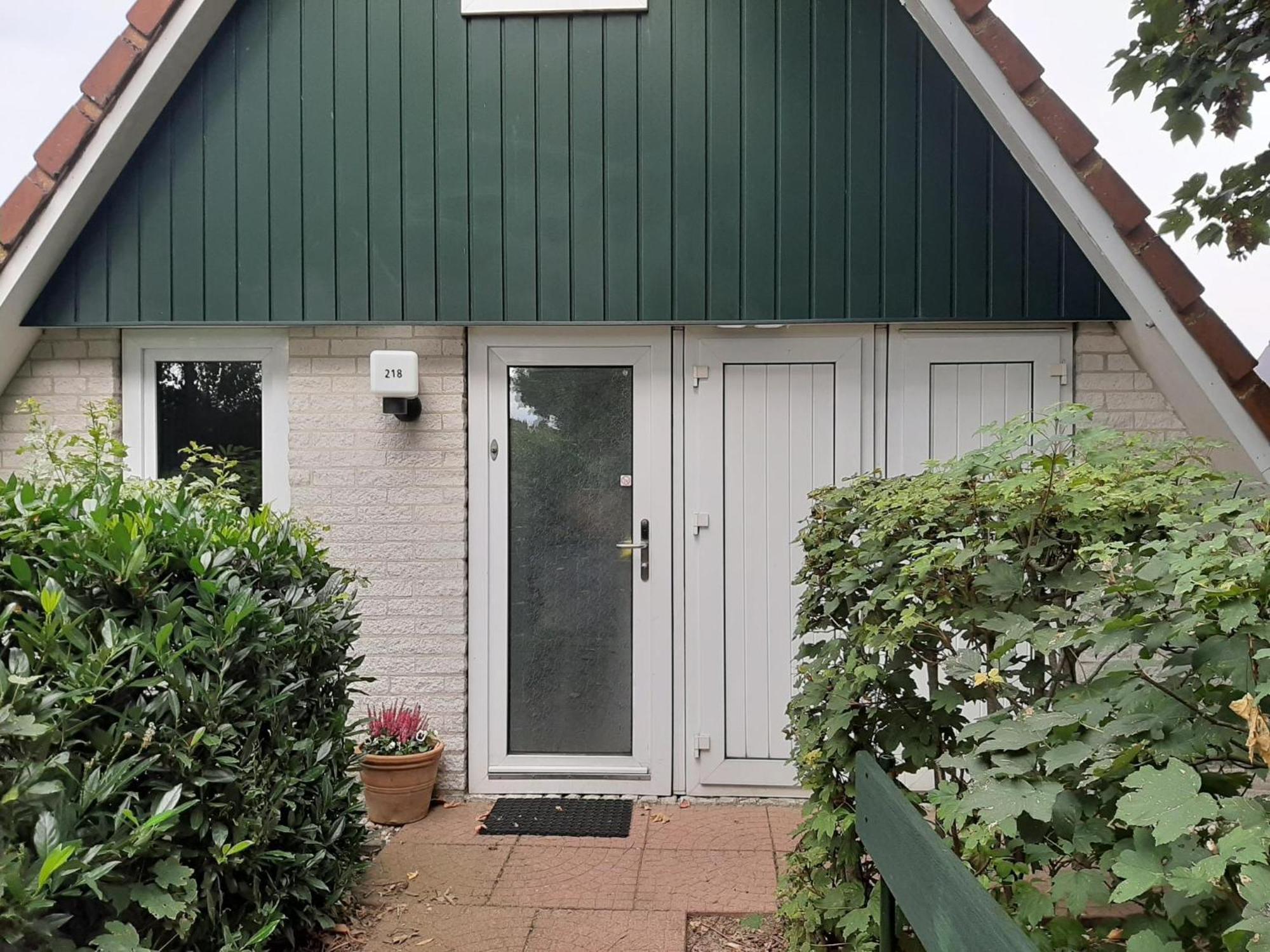 Vijverzicht 218 Met Whirlpool Gramsbergen Exterior foto